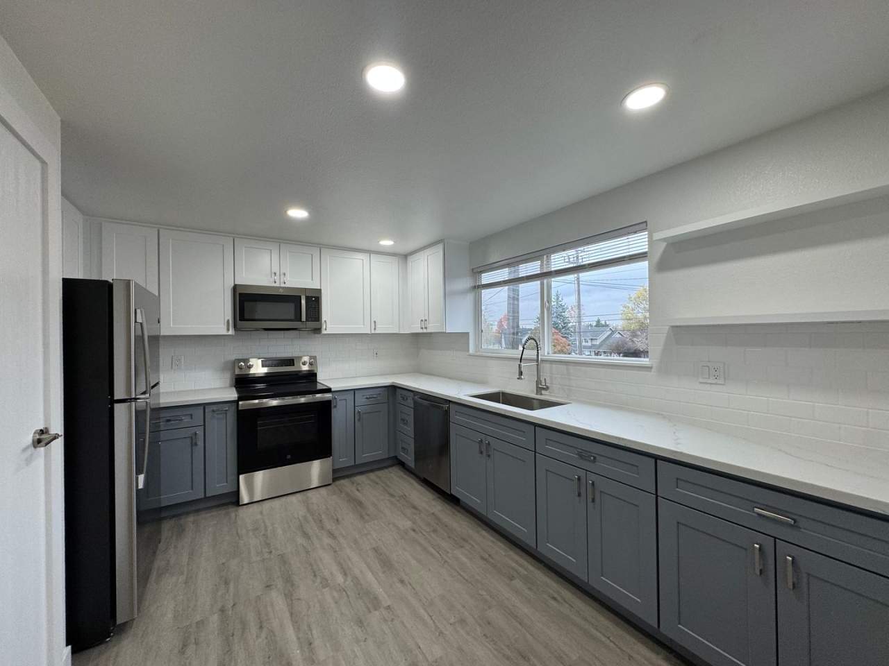 Completely Remodeled Three Bedroom in North Tacoma