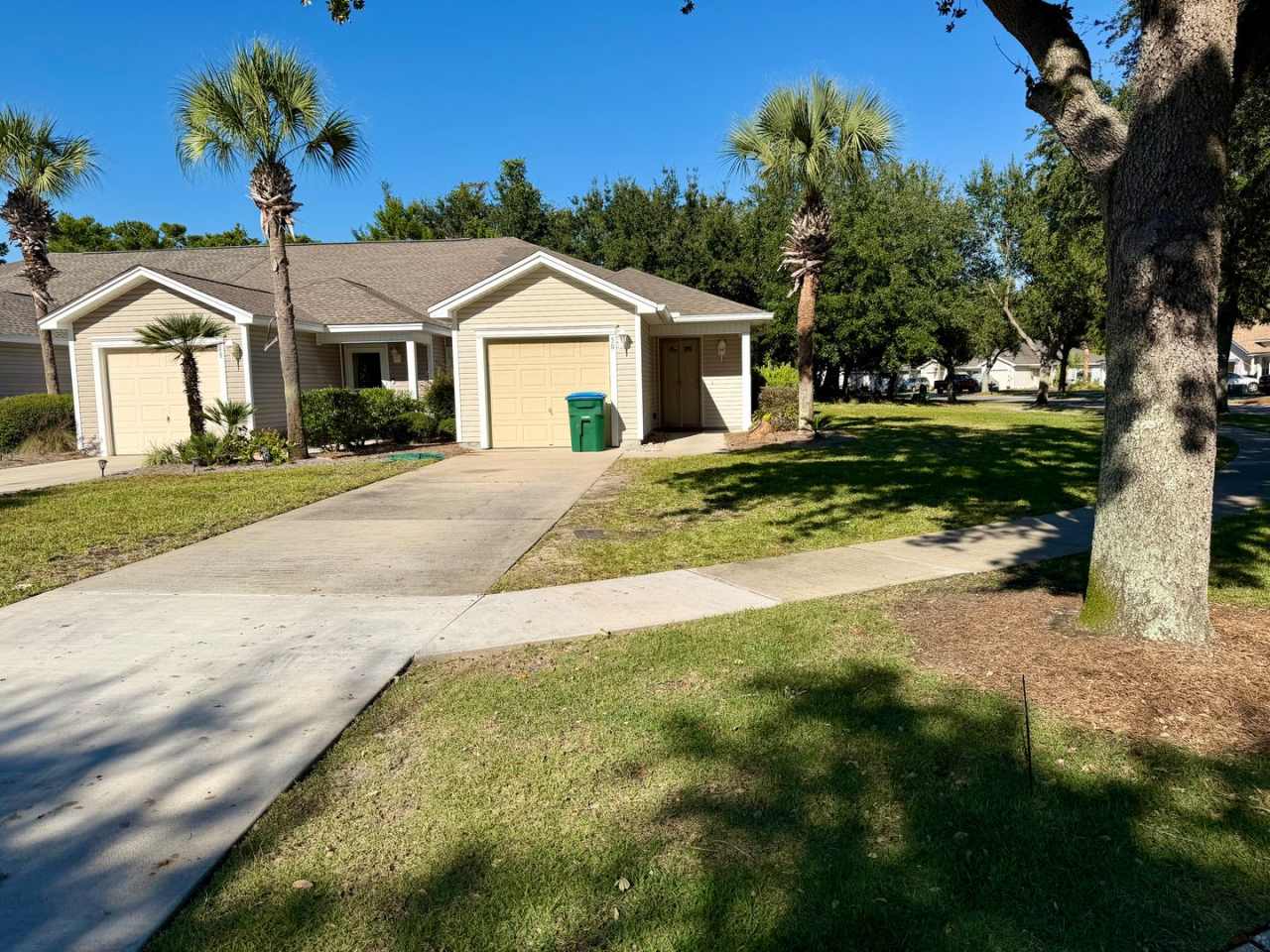Close to Pier Park, Palmetto Trace HOA community with pool