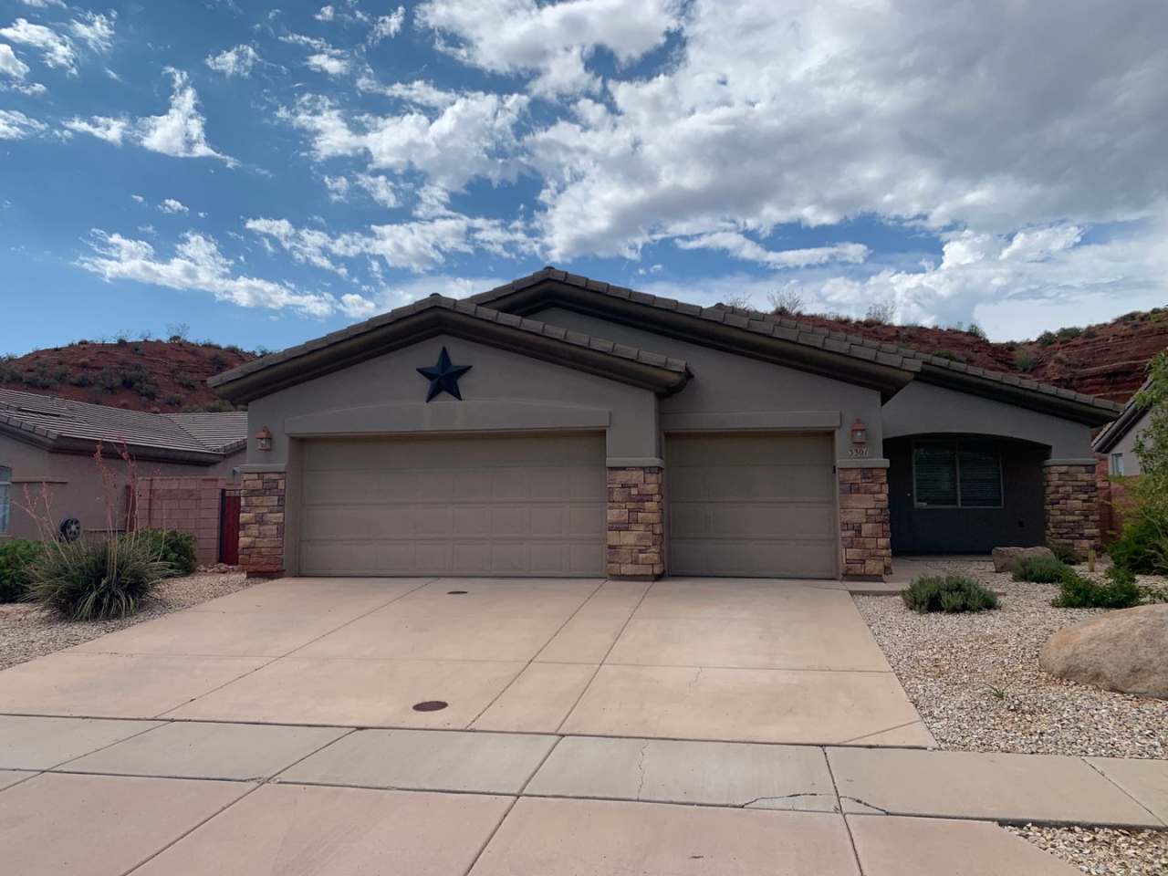 4 Bed, 2 Bath, 3 Car Garage home for rent