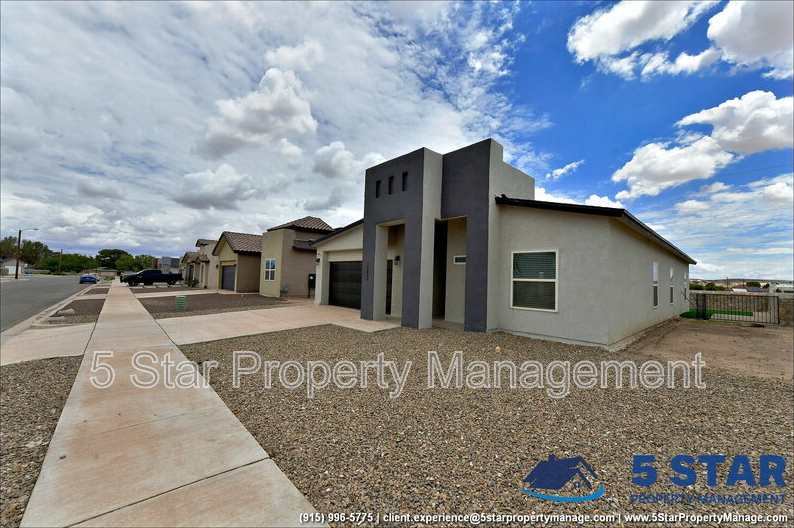 12049 Hidden Gardens !!