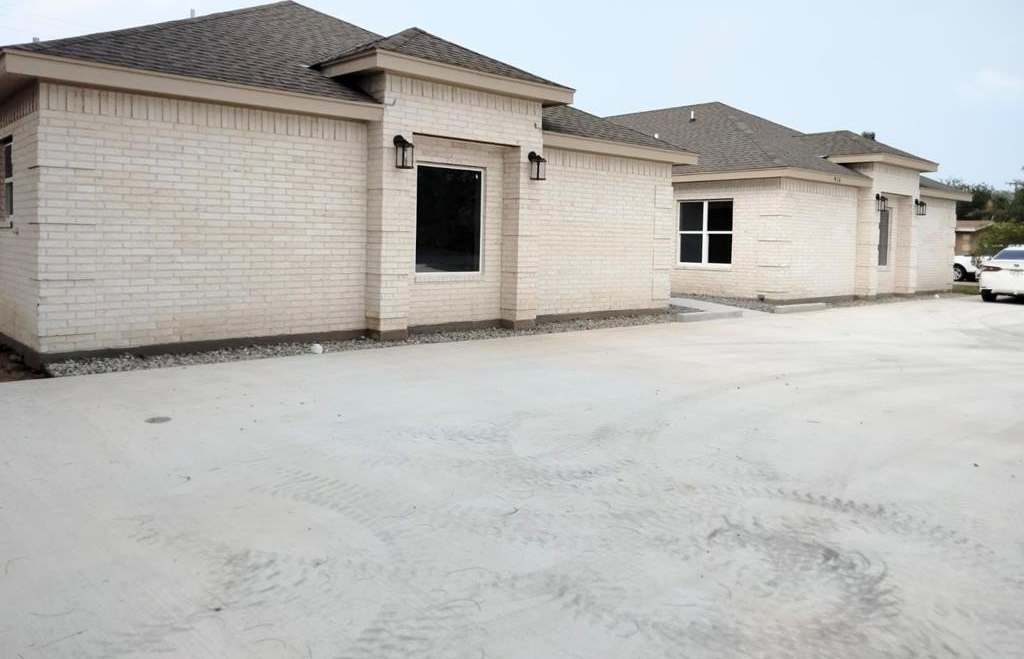 916 Santa Isabel Blvd.