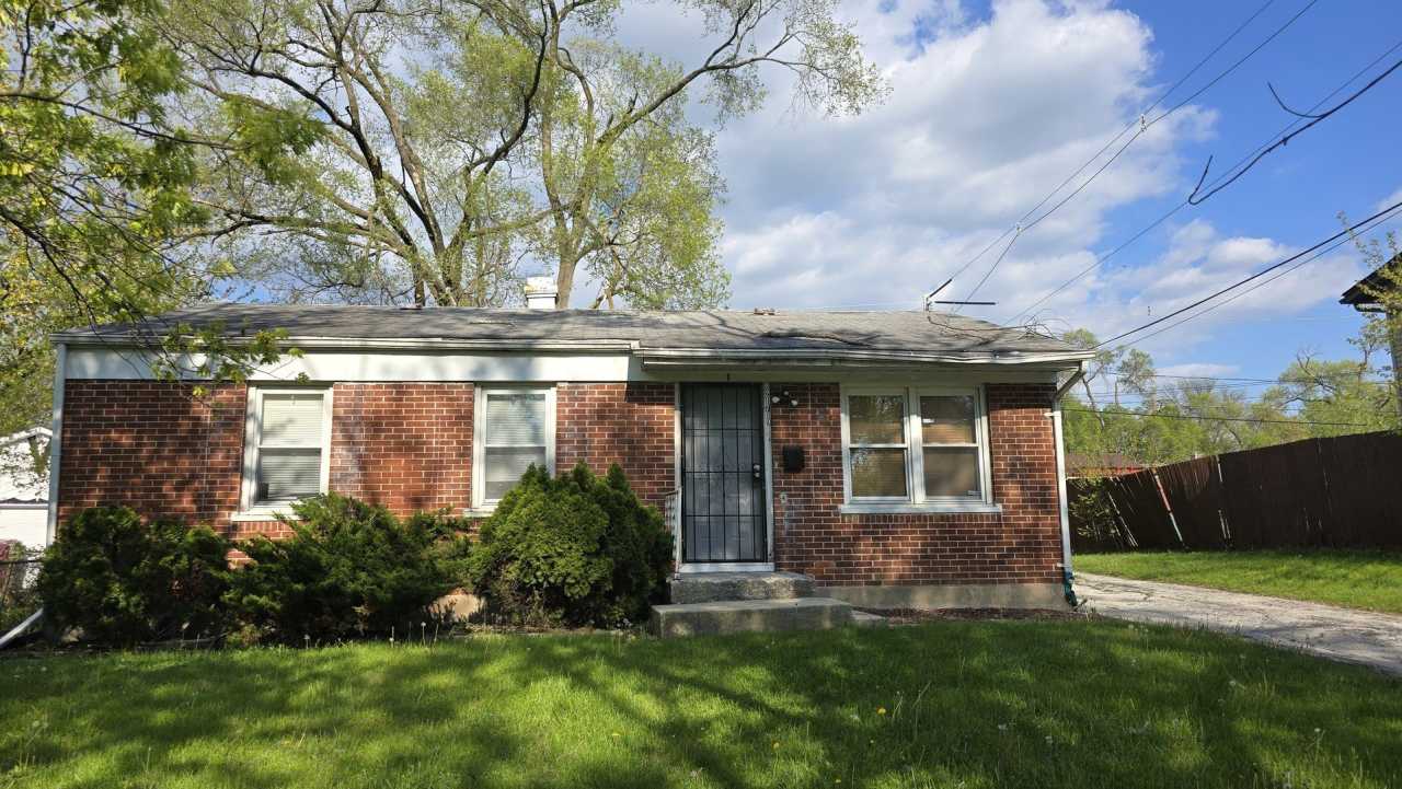 21719 Gailine Avenue