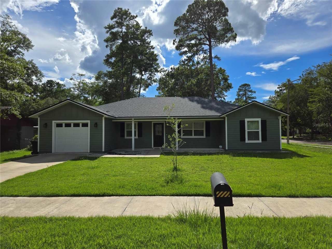 4422 NW 20TH TERRACE