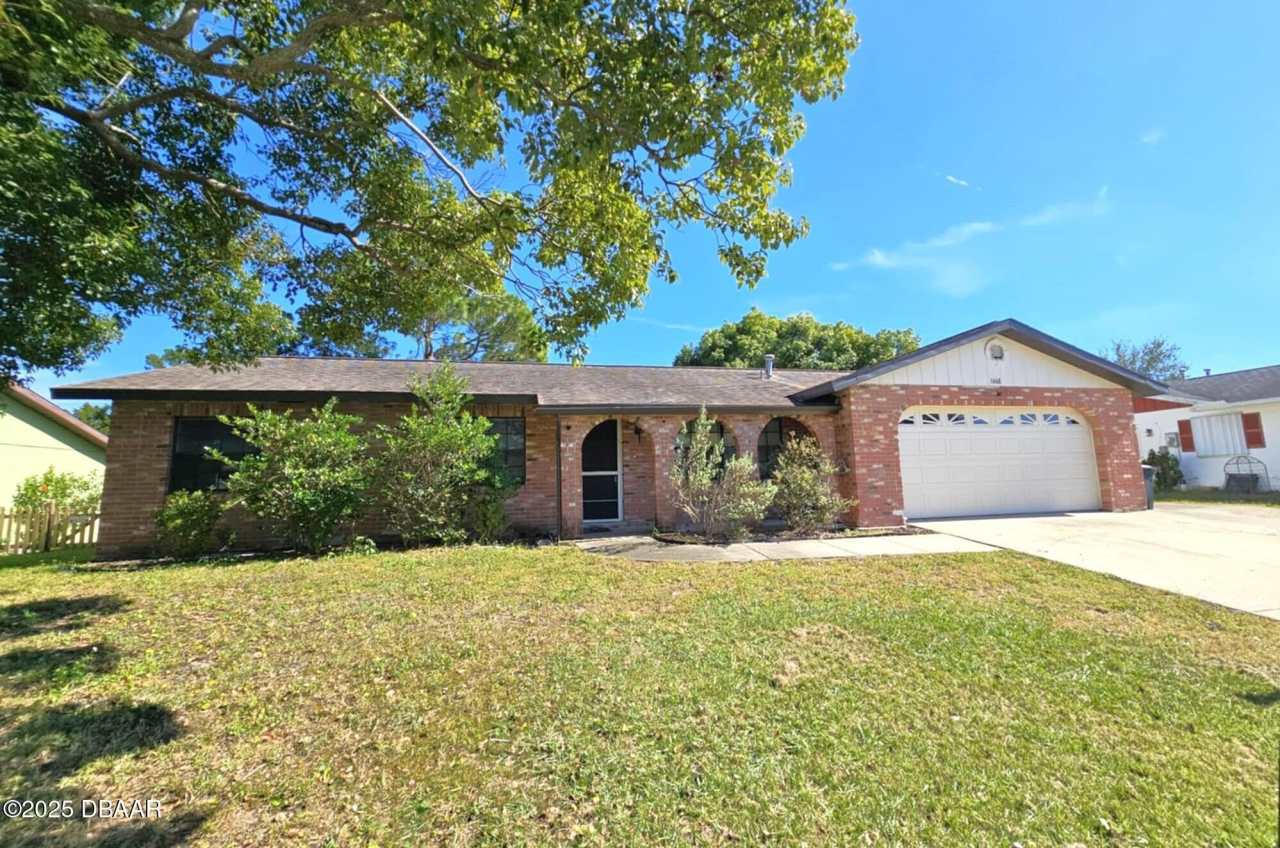 1668 E Shangri La Drive