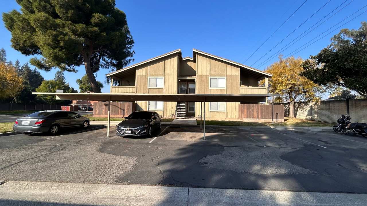 Water/Sewer/Garbage Included