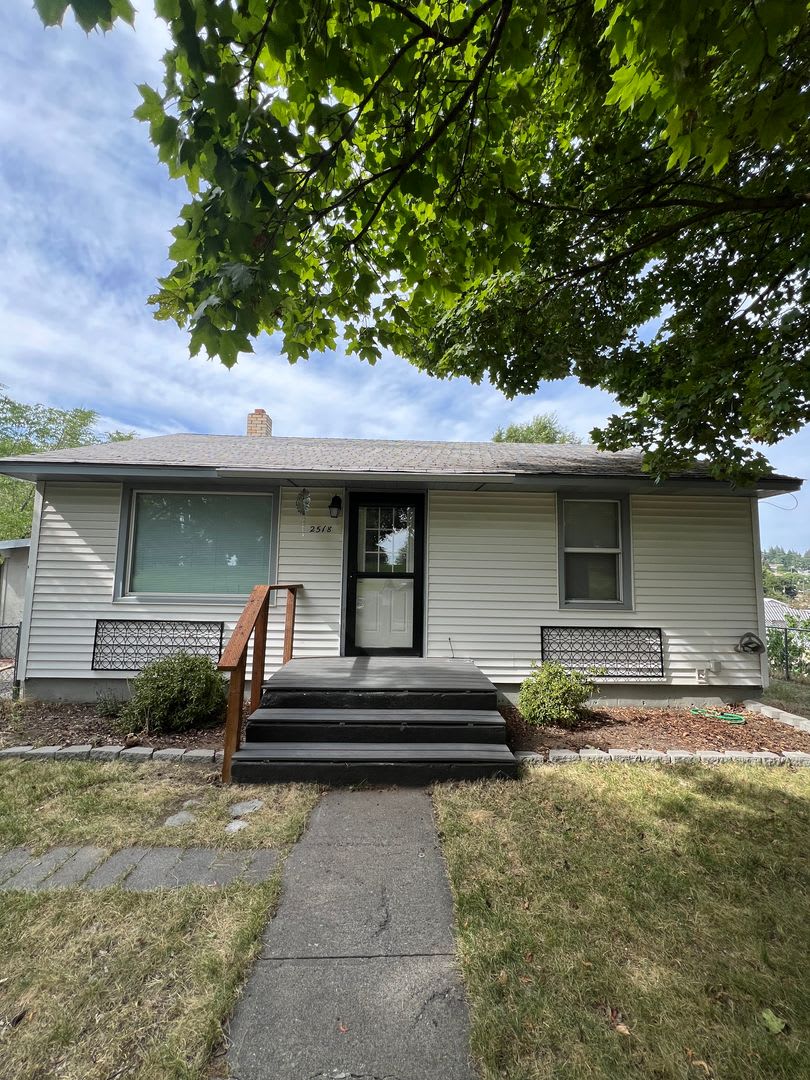 North Spokane Gem!! Coming soon!