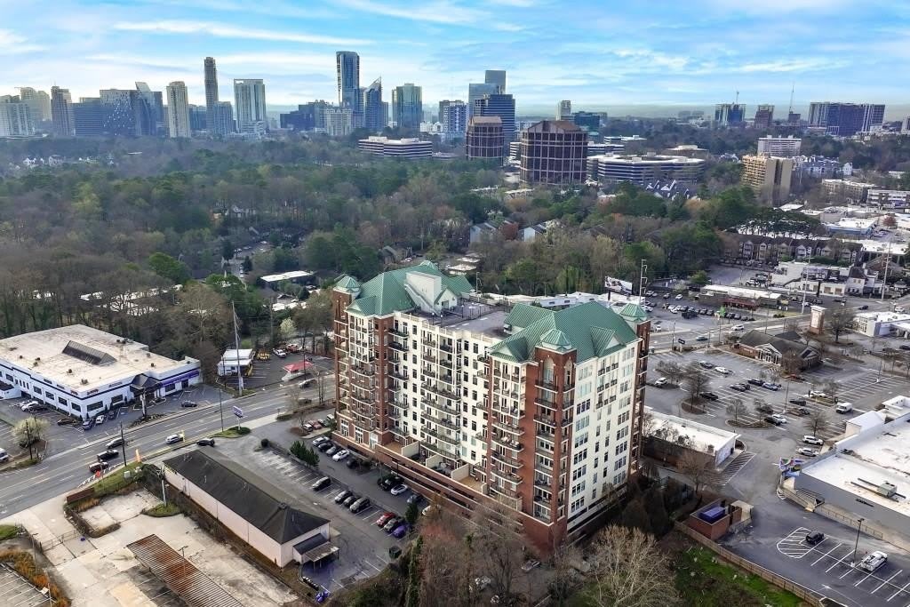 3820 Roswell Road NE