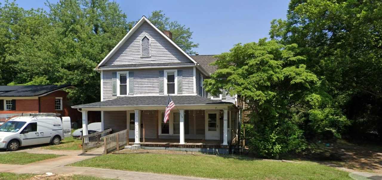 Statesville Downtown - 1BD / 1BA