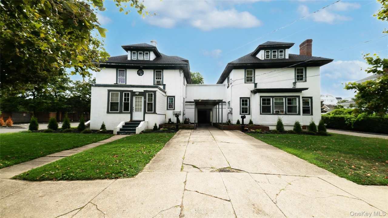 20-22 Bay Shore Avenue