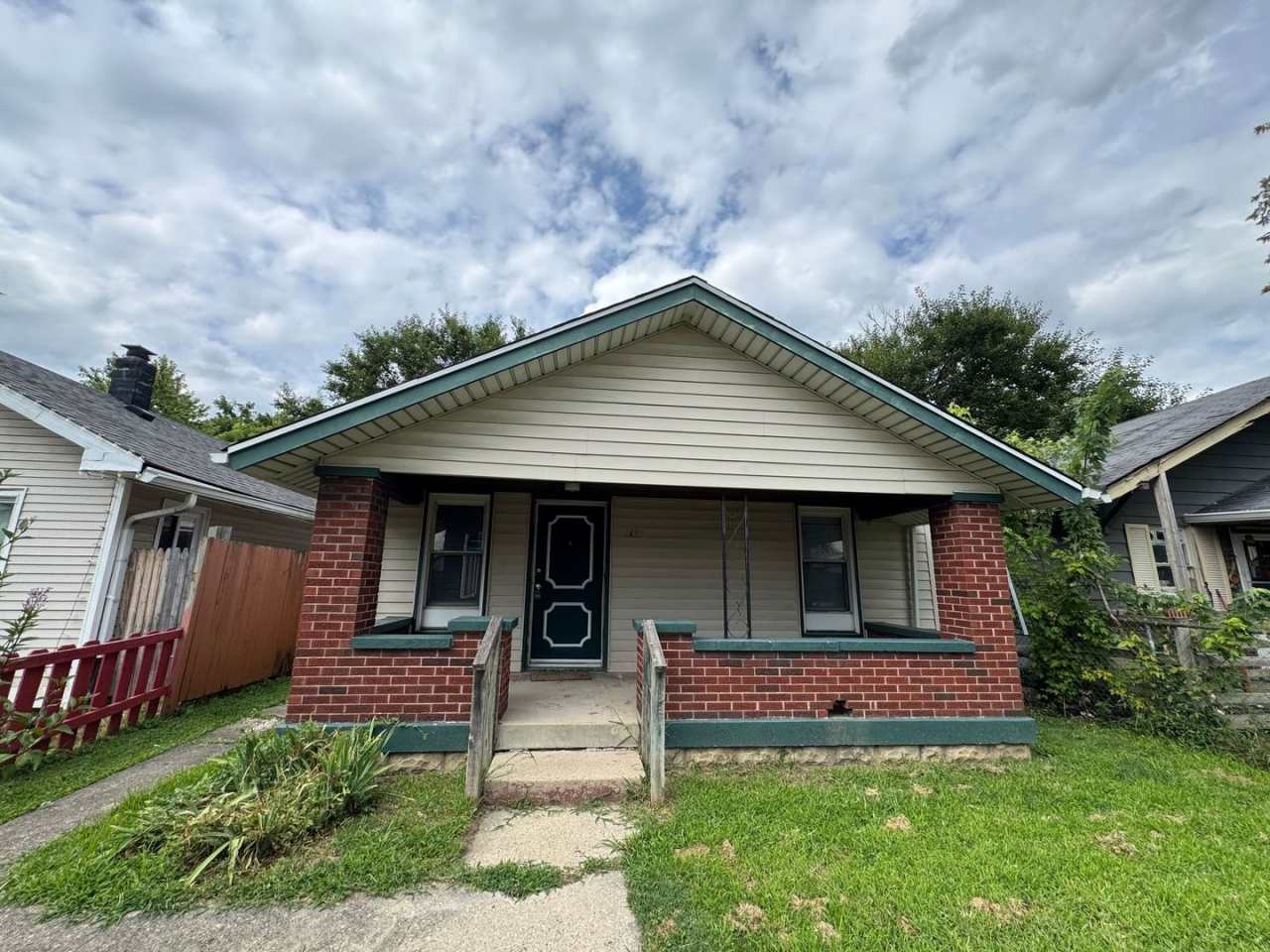 Southeast Side - 2 Bedroom home