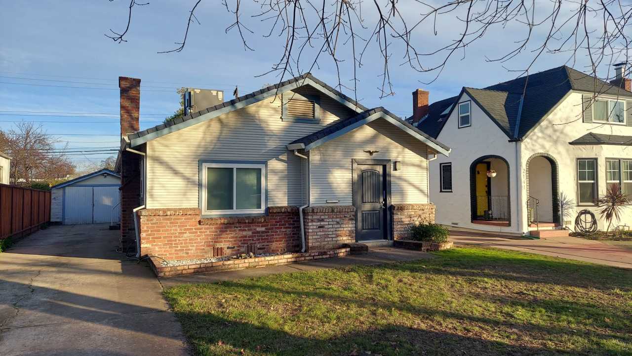 Updated 3bedroom, 1 bath home near UC Davis Med Center!