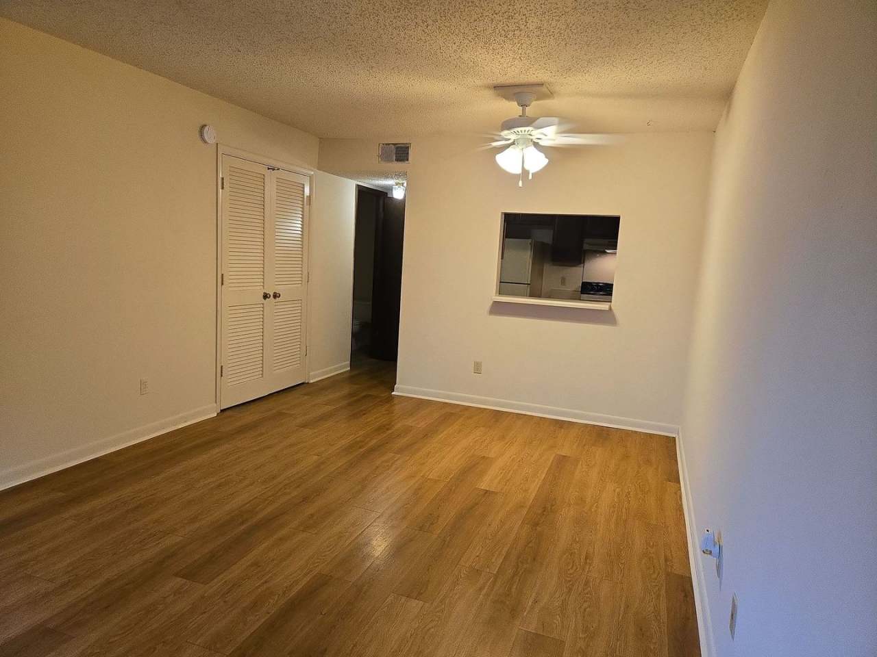 1 Bedroom, 1.5 Bath Townhouse