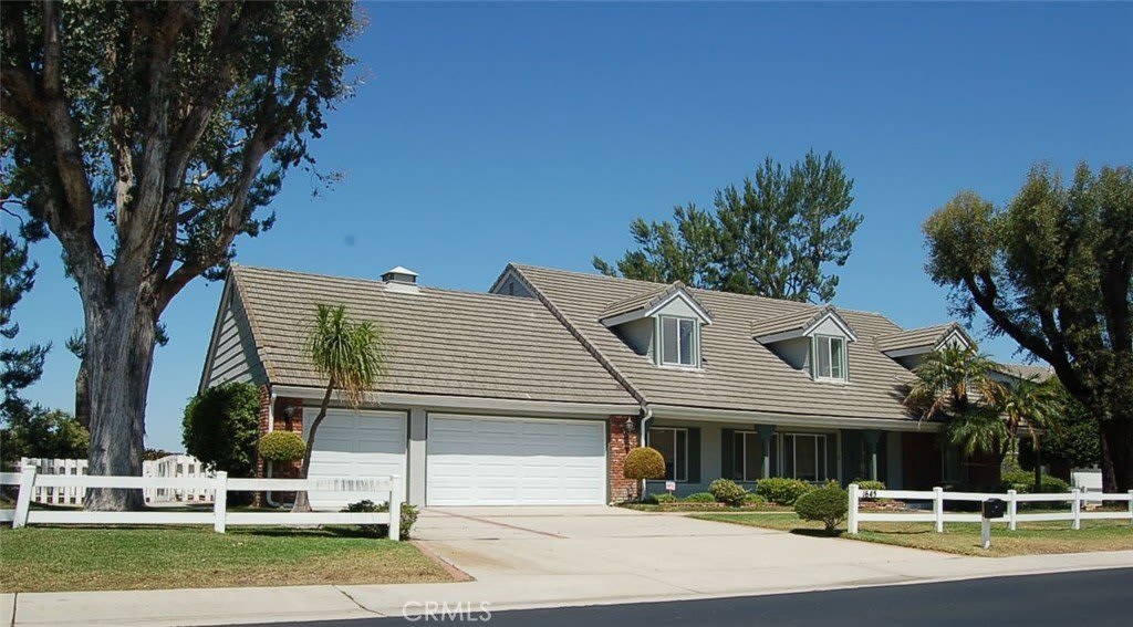 1645 Derringer Lane