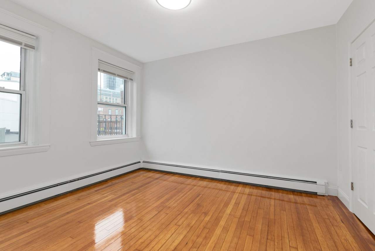 Nicely renovated 3 bed unit with in-unit laundry.