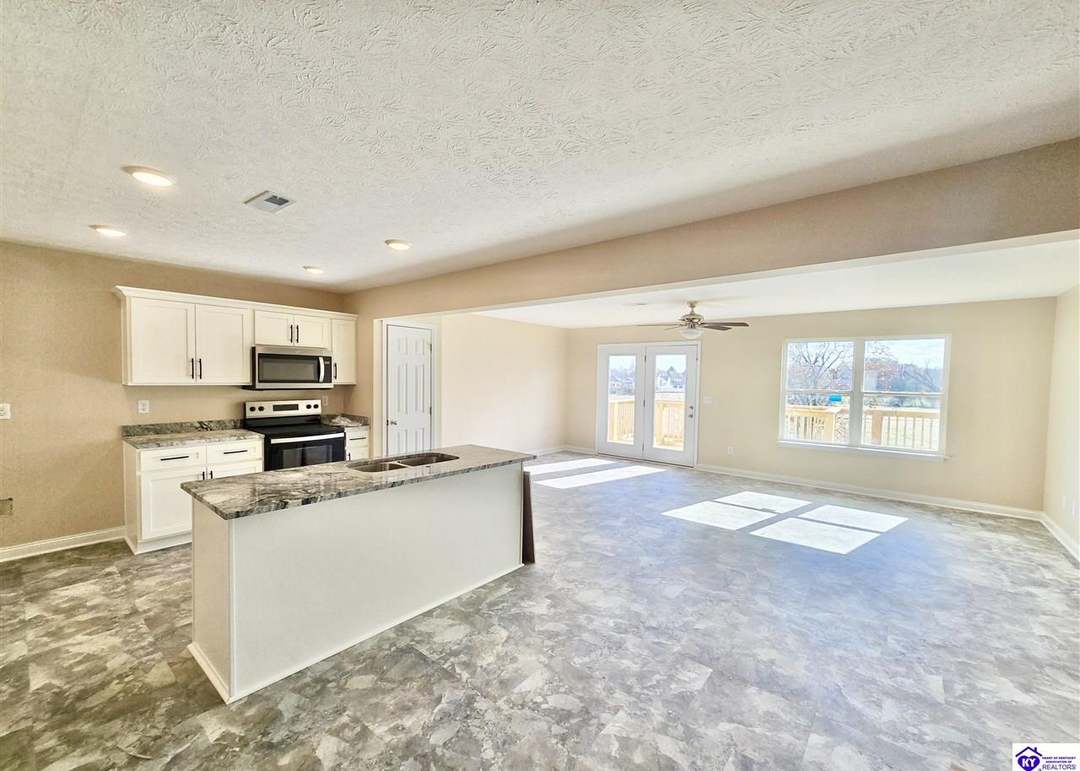 320 Breckinridge Circle - 1