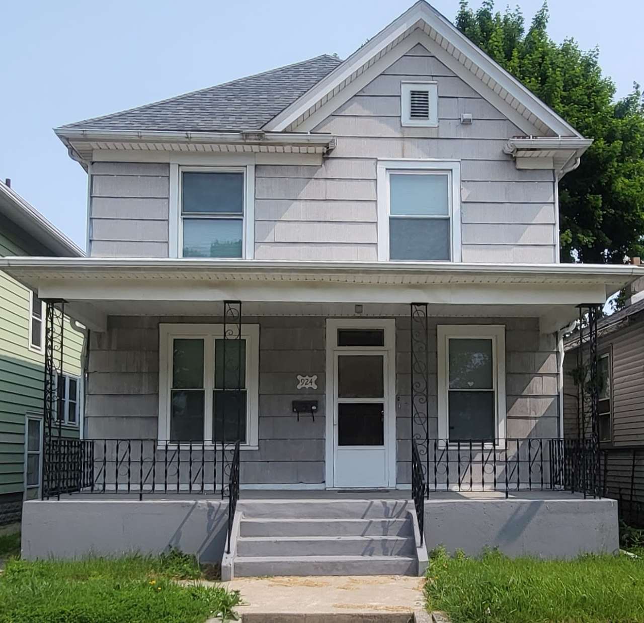 924 High Street