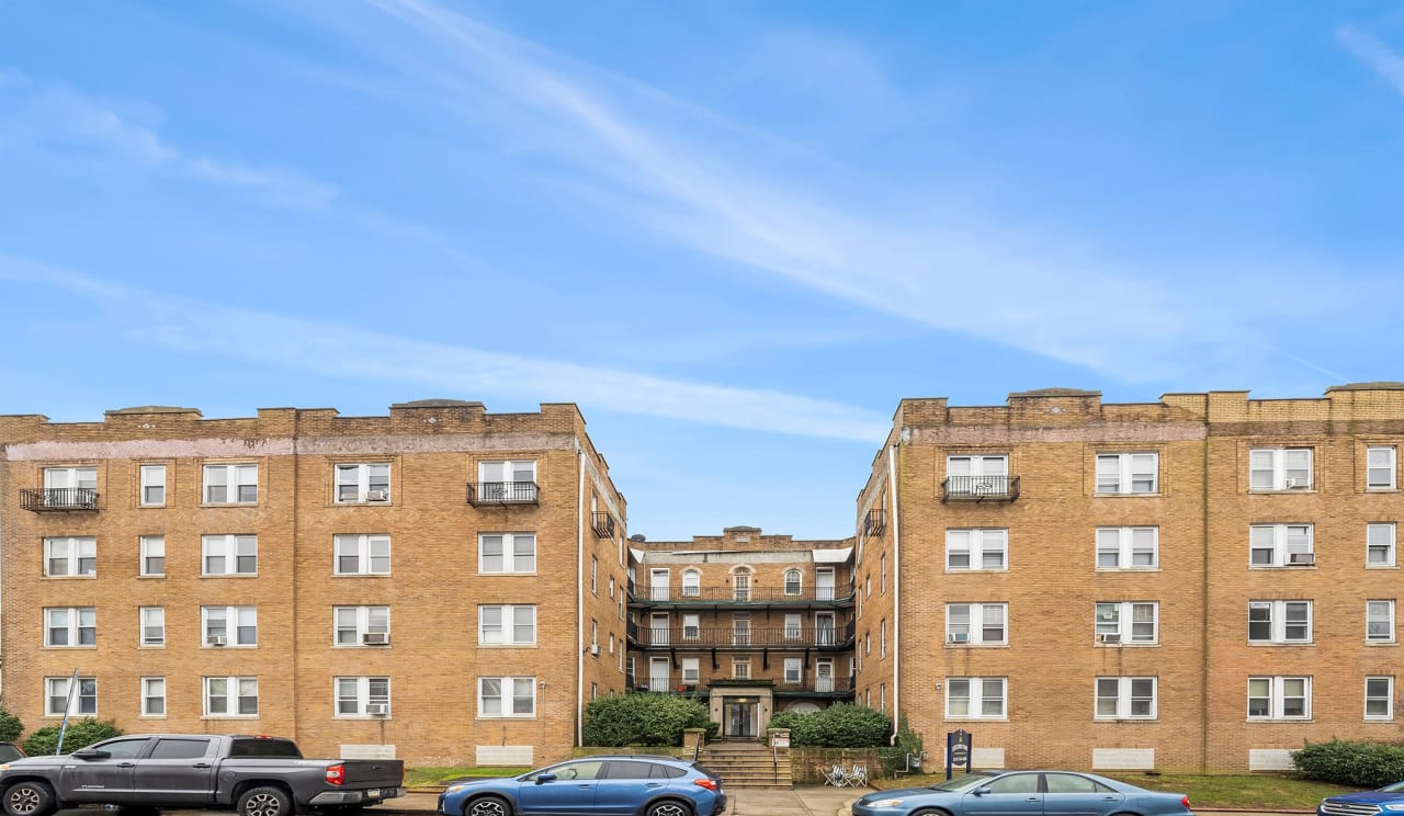 Chestnut Park Apartments