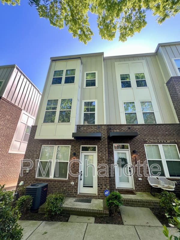 523 Old Mill Rd