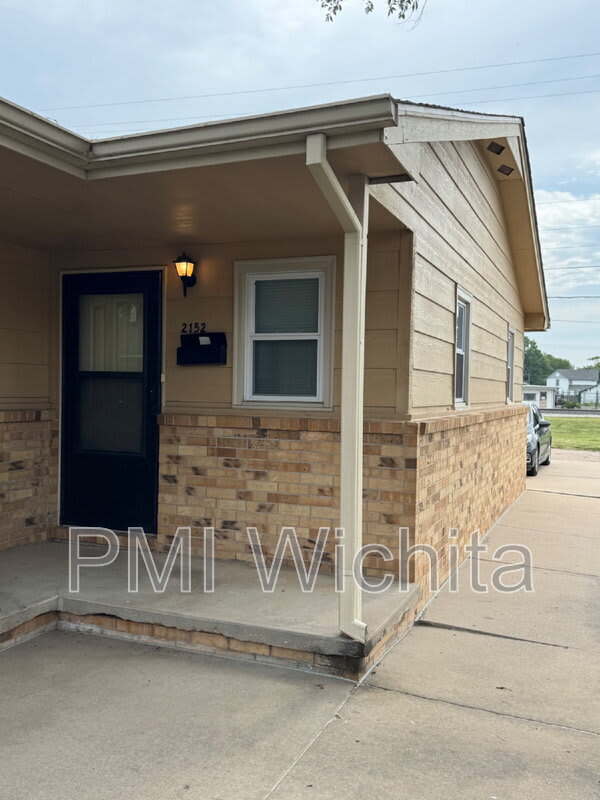 2152 South Santa Fe Street