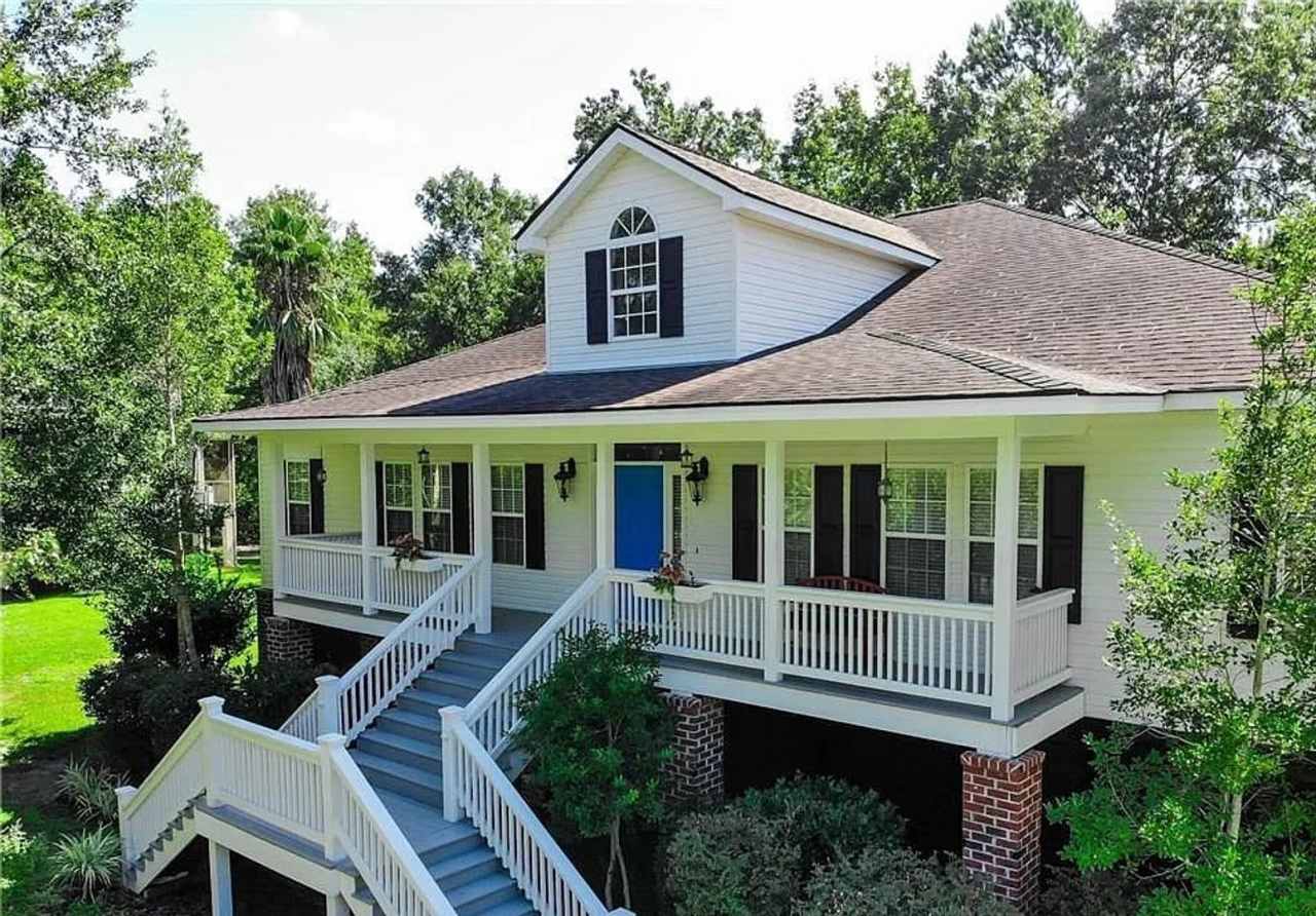 Beautiful 3 bedroom 2 bath home