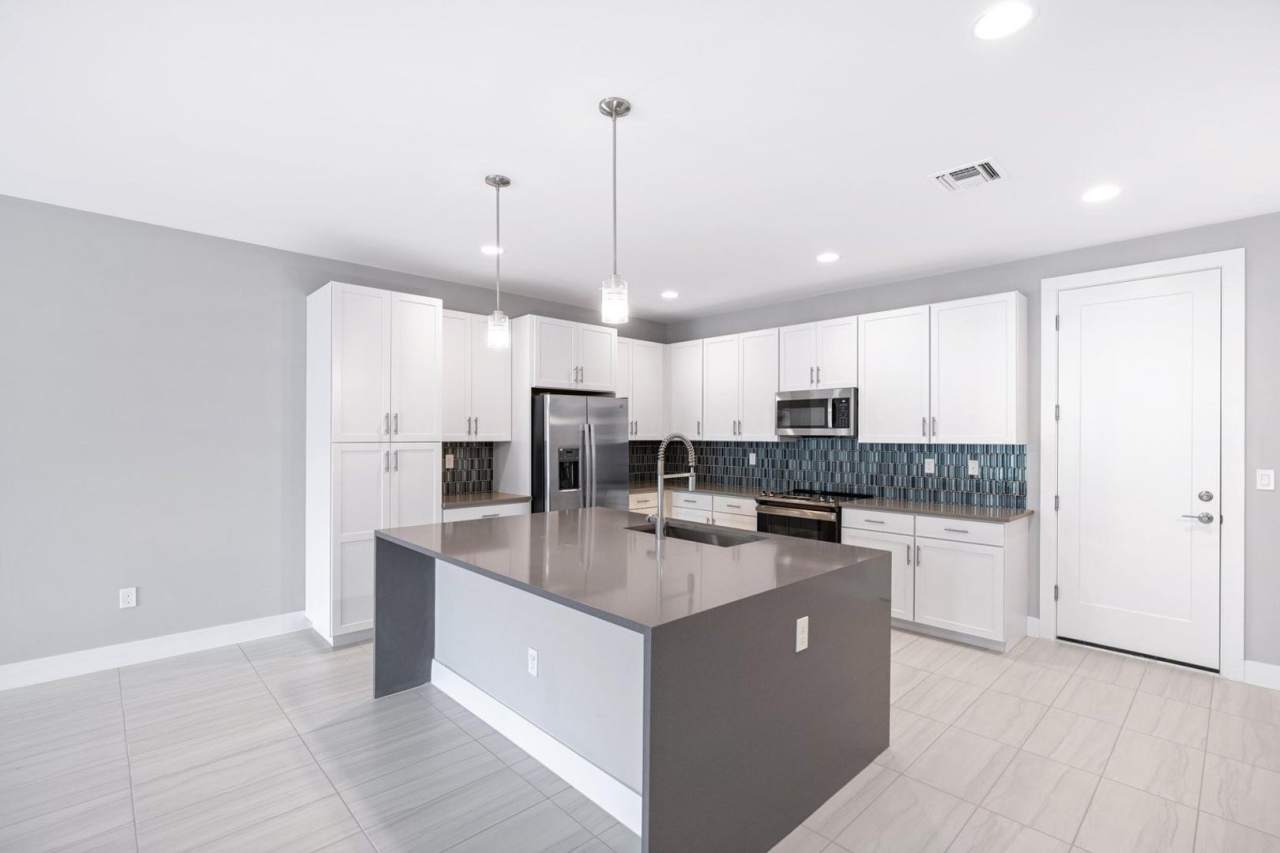 3748 N Lambert Avenue N, West Palm Beach, FL 33405