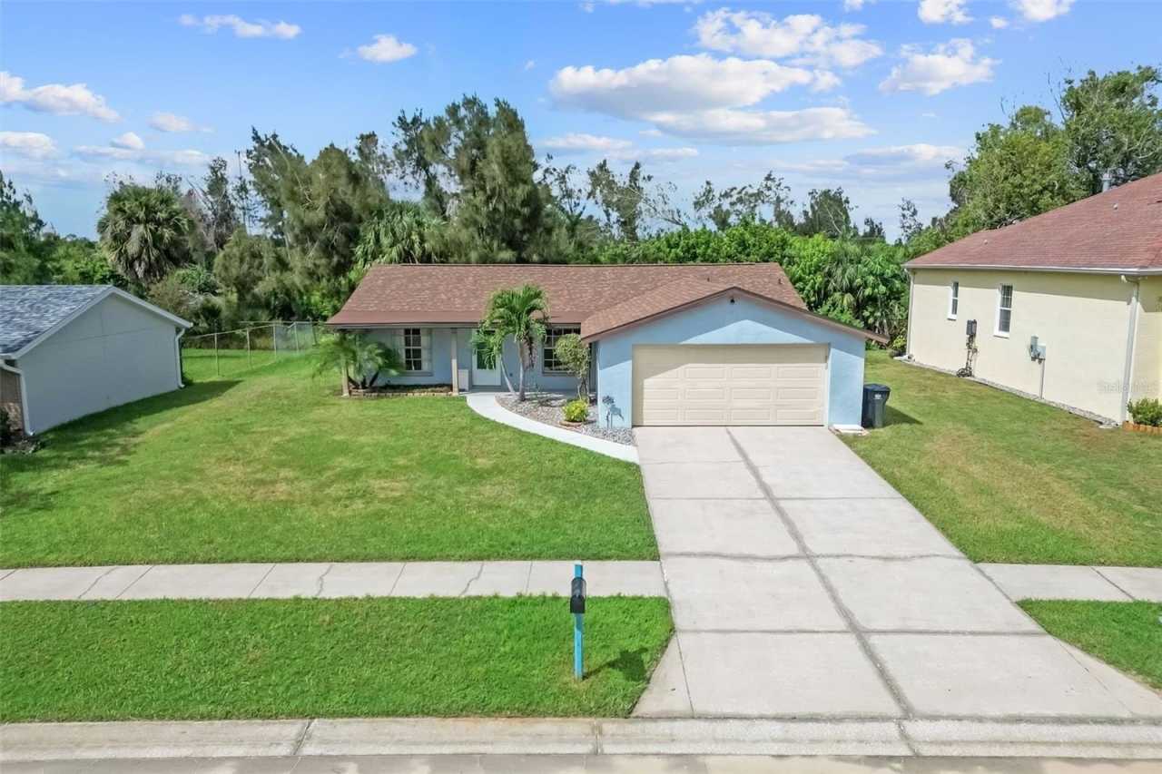 542 RED MANGROVE LANE