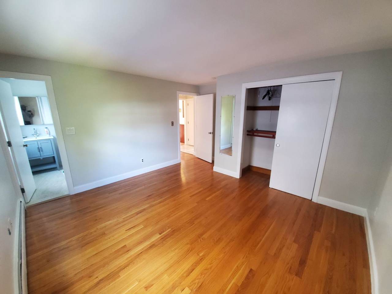 Spacious 3 Bd 2 Bath Condo near Alewife T in Arlington