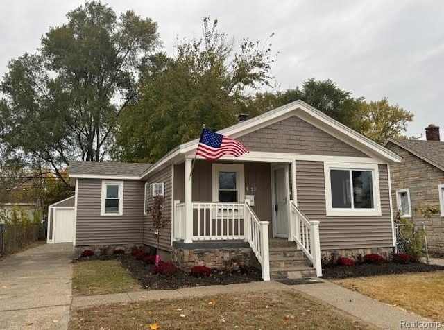 420 W Browning Avenue