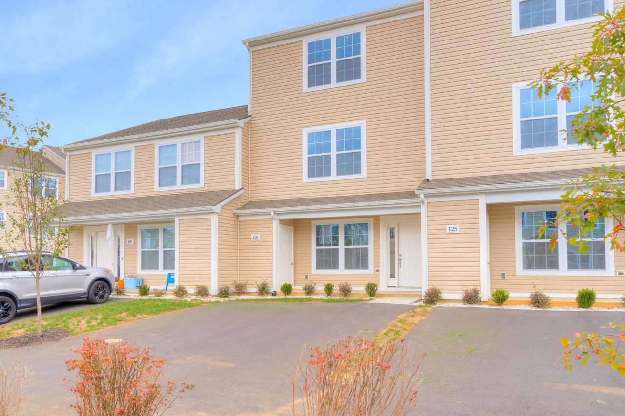 More units and move-in options available!