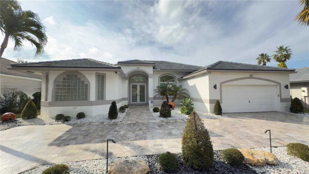 3763 Oak Ridge Circle