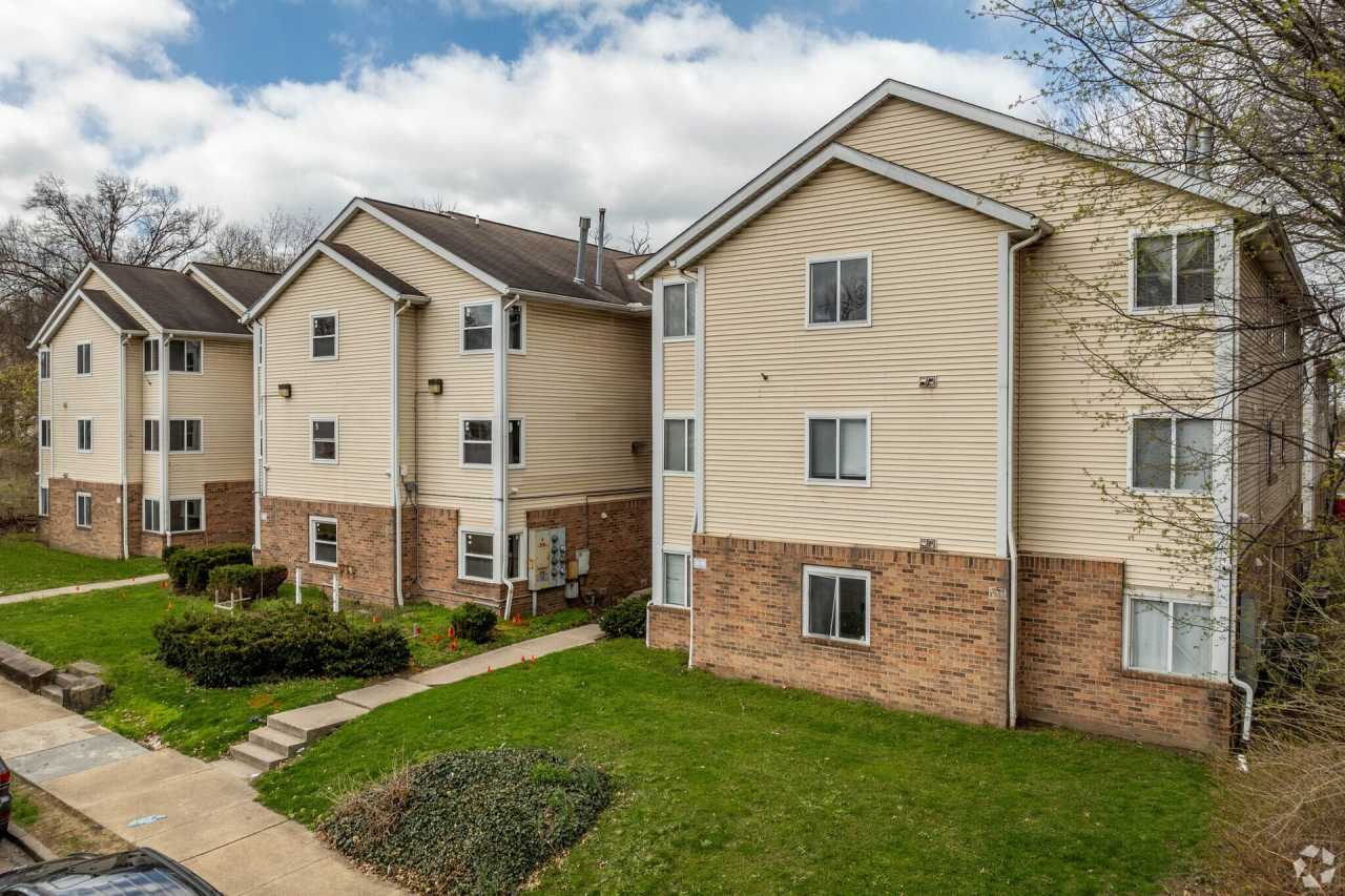 University Commons Apartments