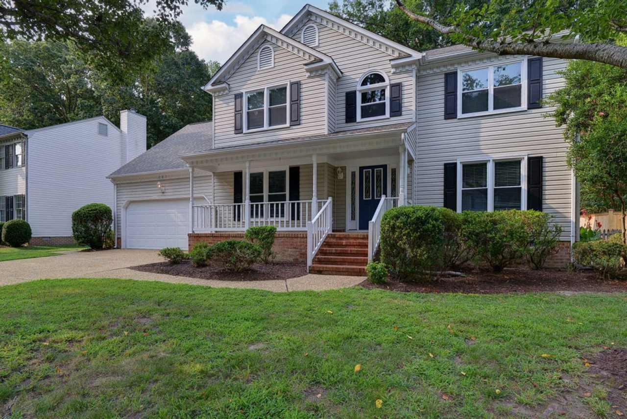 Lovely home in Woods of Tabb