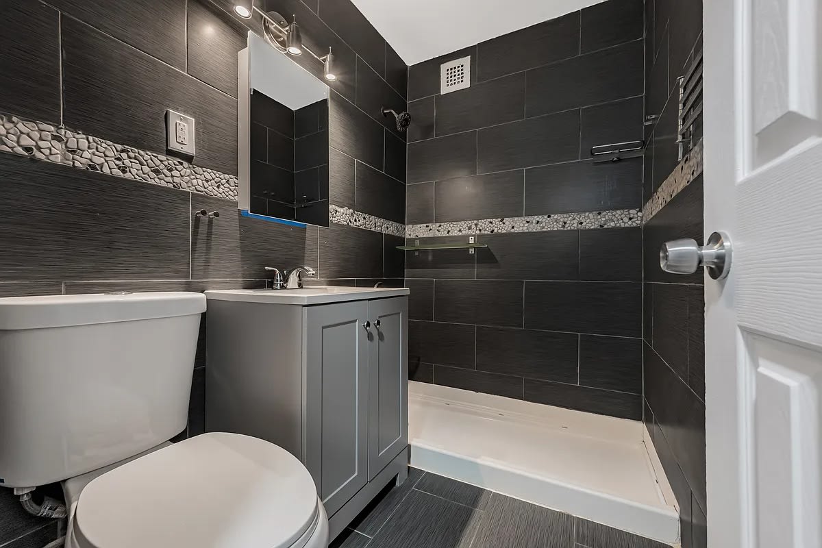 12399 Flatlands Ave Apt 8F