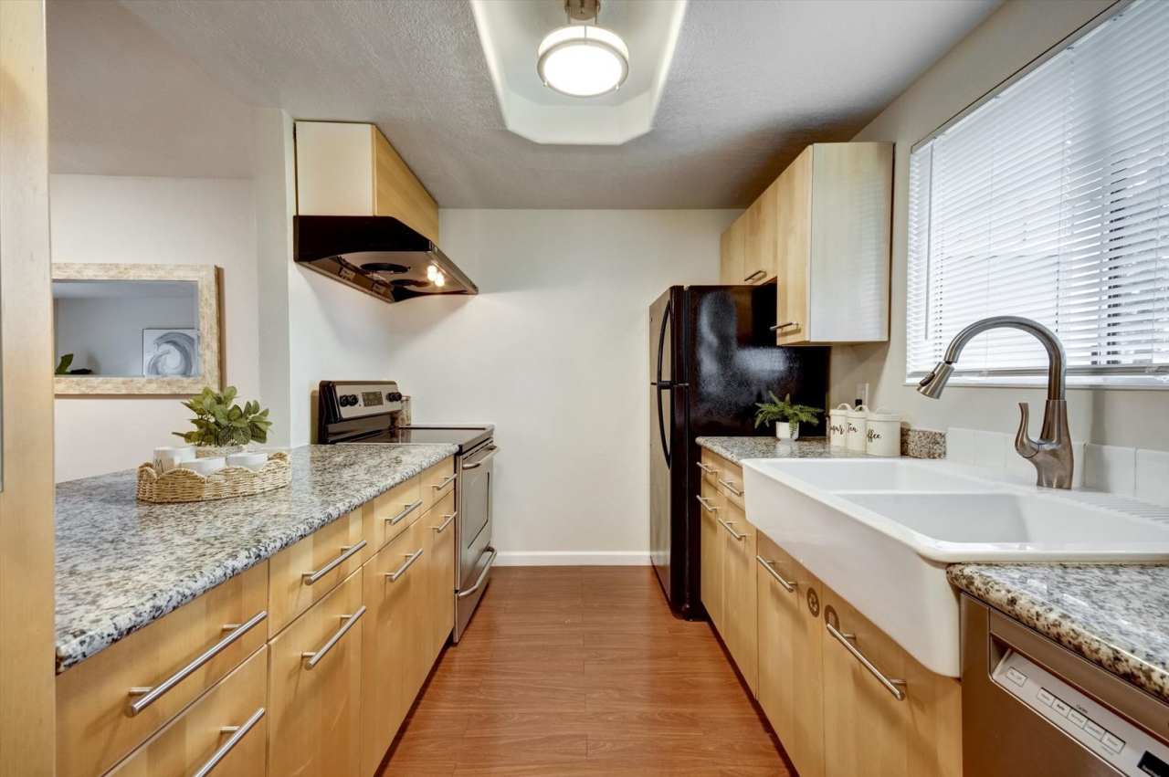 Sunnyvale Meadows Condo