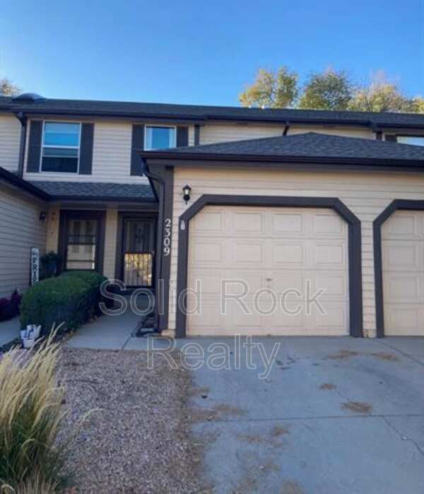 2309 Lexington Village Ln