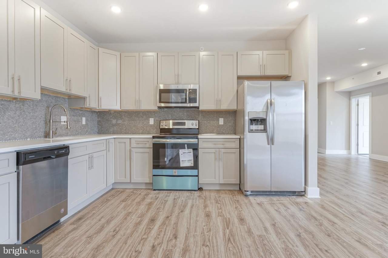 2162 E NORRIS Street unit: 401