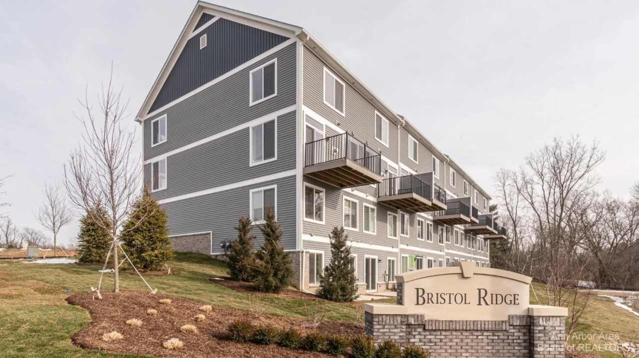 2721 Bristol Rdg Drive