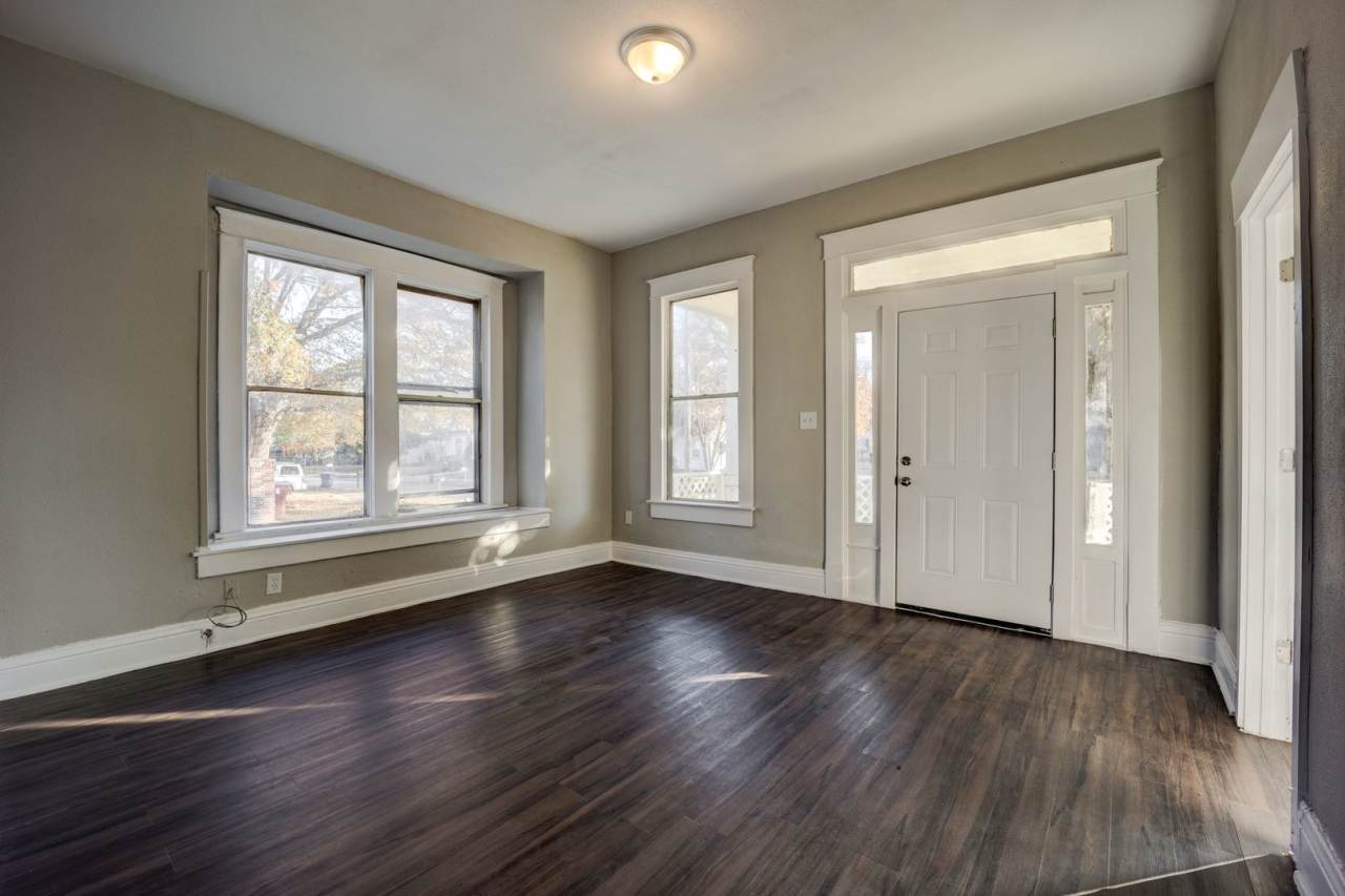 Freshly Updated 3 Bedroom House