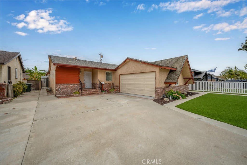 20902 Belshire Avenue