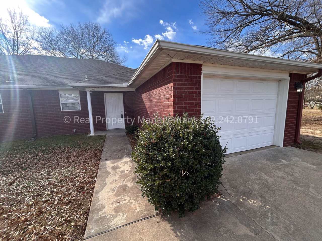 RENT READY! 3 Bedroom Duplex for Rent in Barling