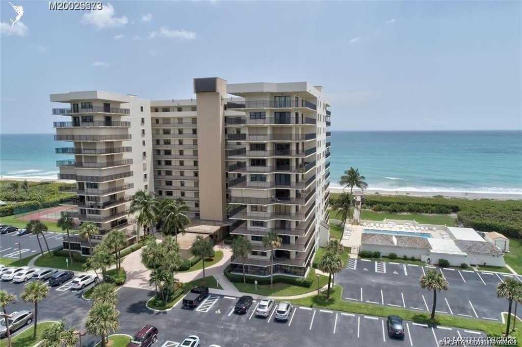 10044 S Ocean Drive unit: 206