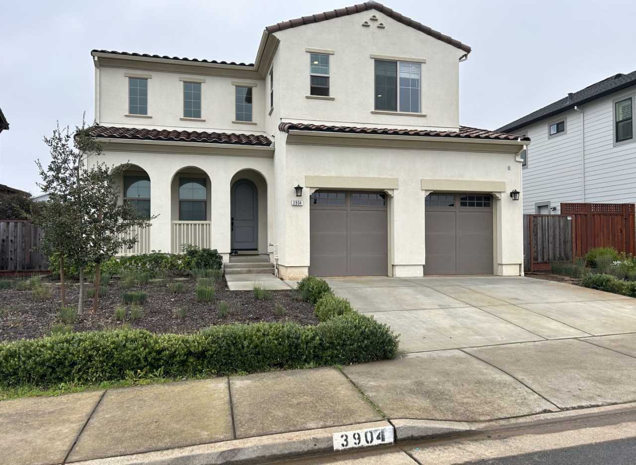 Beautiful Elegant Fountaingrove Home