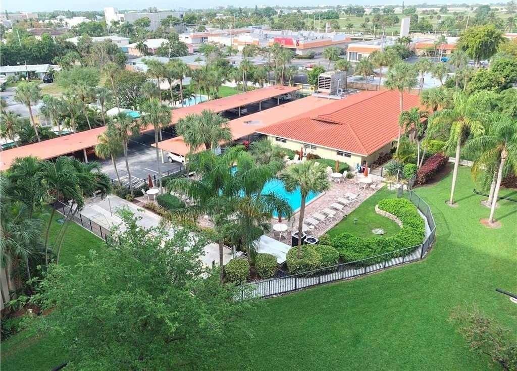 2350 NE 14th Street Cswy