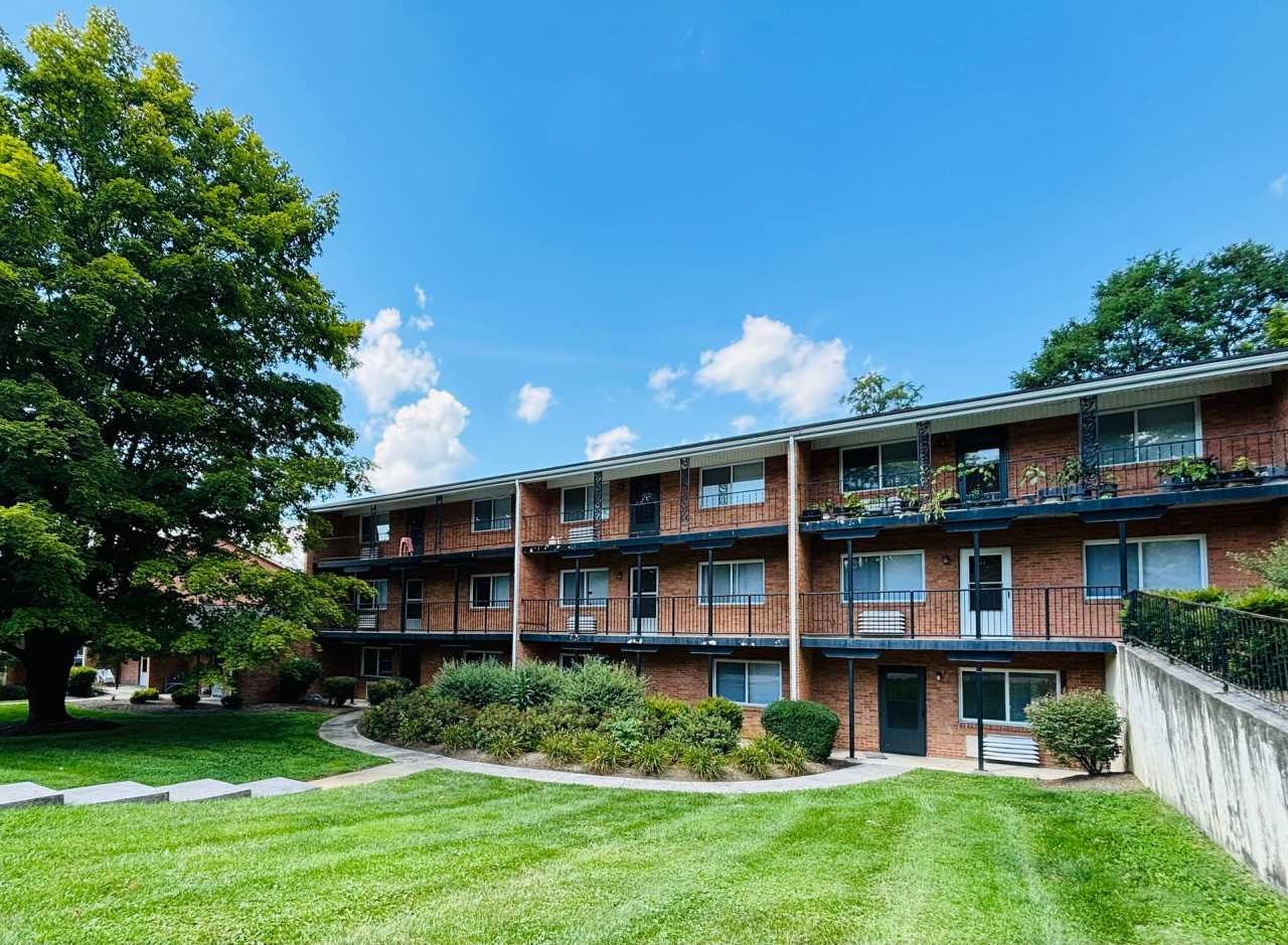 1 Bedroom, 1 Bath Apartment