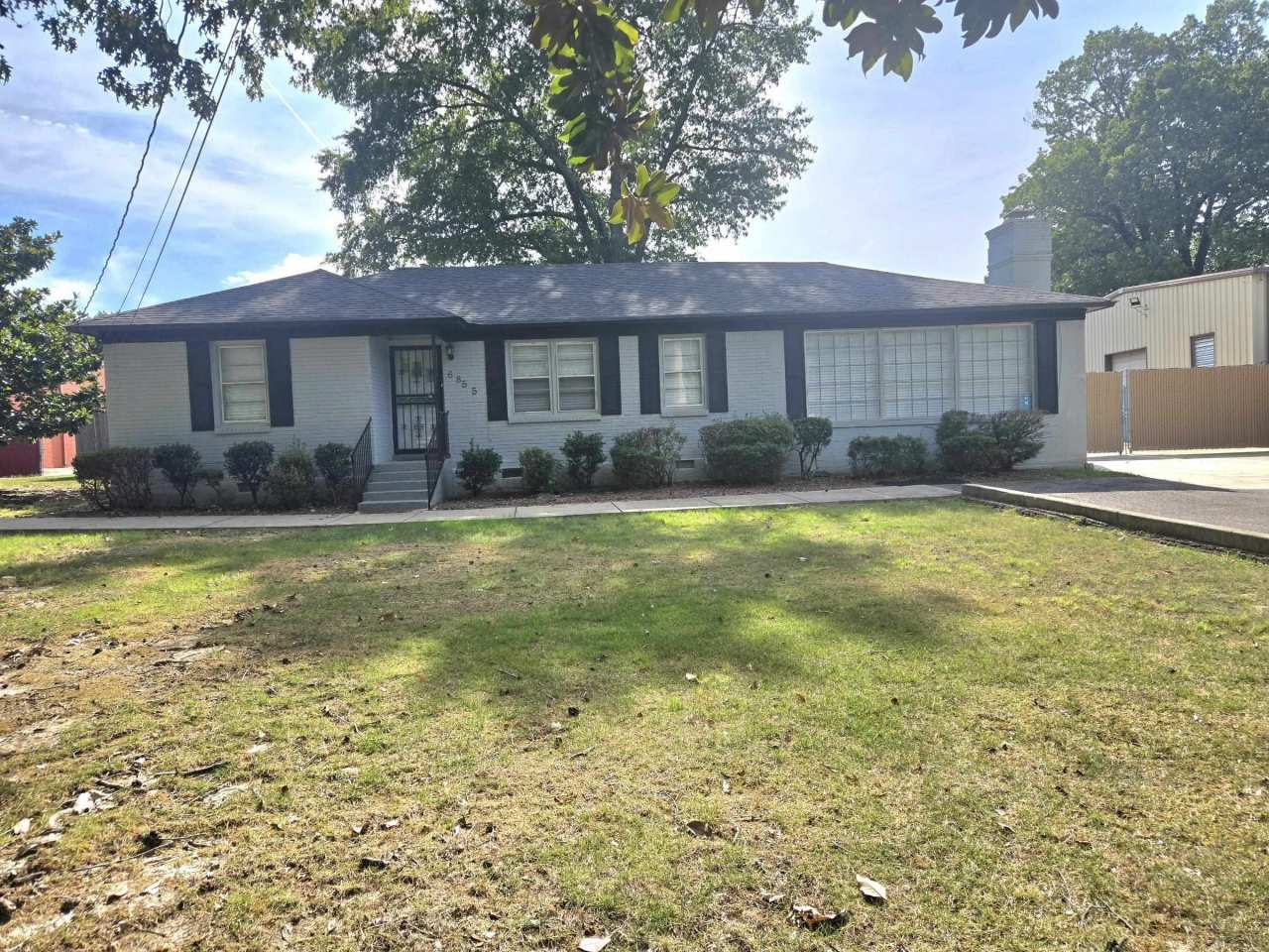 6855 RALEIGH-LAGRANGE