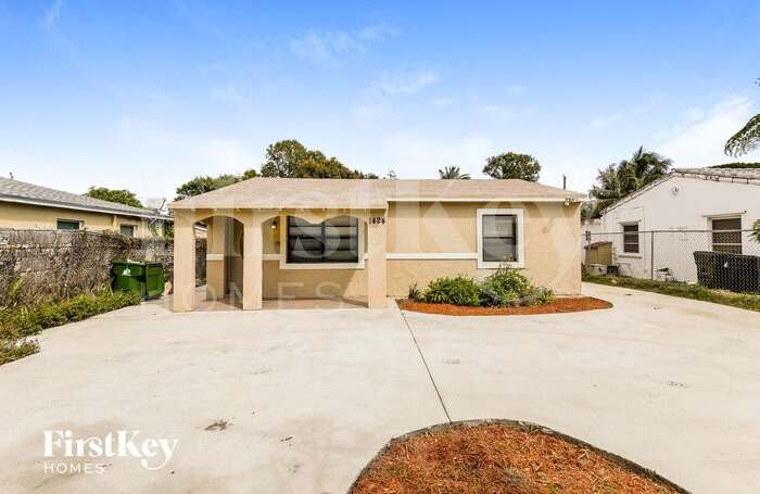 1424 Northwest 6th Avenue