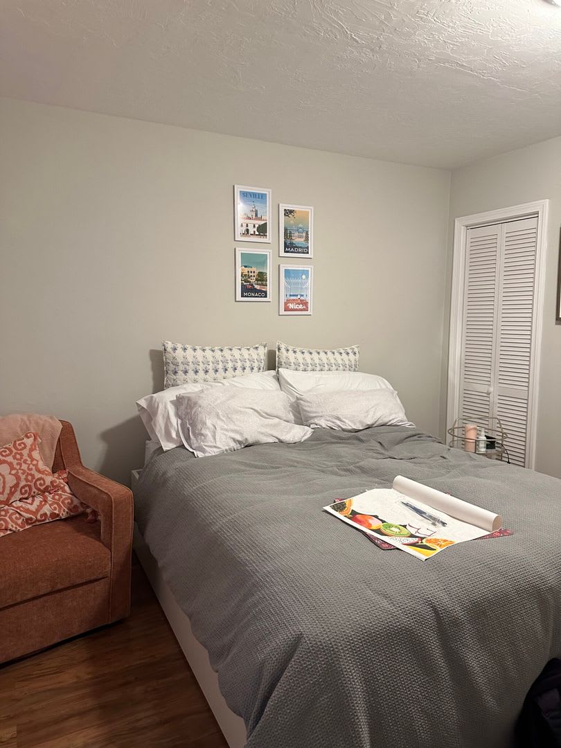 212 Hanover St #15 Boston MA 02113