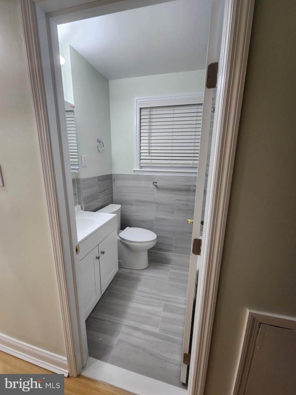 8303 RIDGEWAY Street unit: 2 Nd Floor