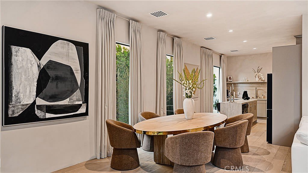 8840 Ashcroft Avenue