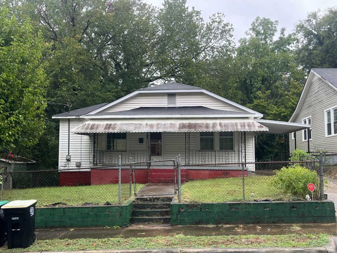 2 Bedrooms, 1 Bathroom - House in South Rome!